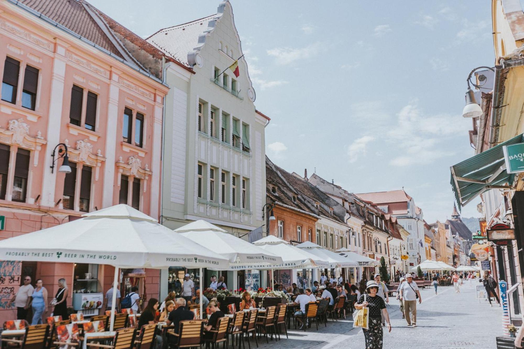 Locart -Cozy Downtown Apartment, Near Black Church With Free Wi-Fi Brasov Exterior photo