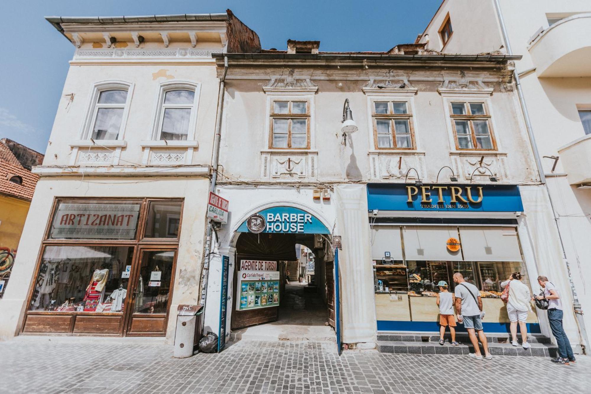 Locart -Cozy Downtown Apartment, Near Black Church With Free Wi-Fi Brasov Exterior photo