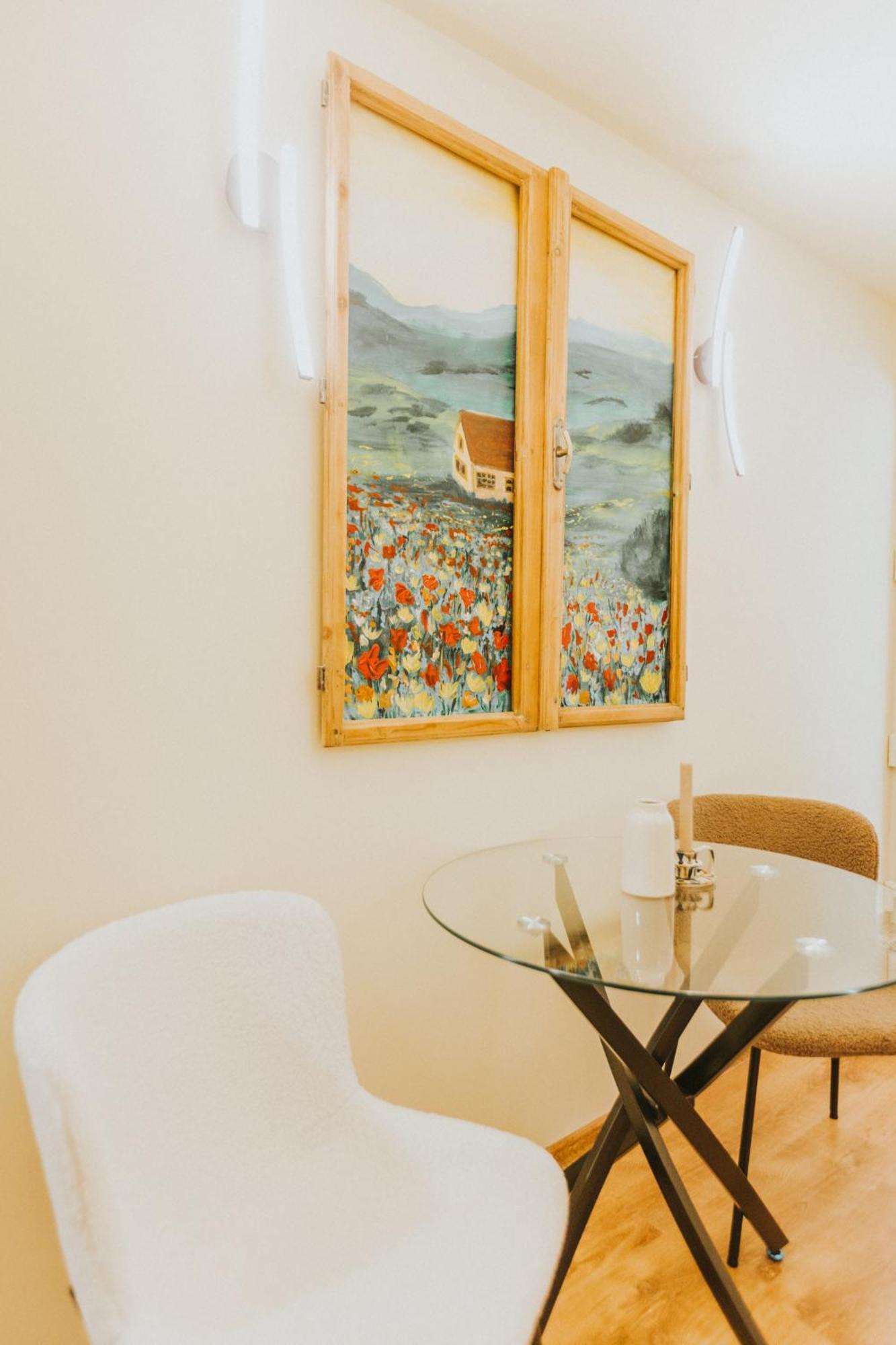 Locart -Cozy Downtown Apartment, Near Black Church With Free Wi-Fi Brasov Exterior photo